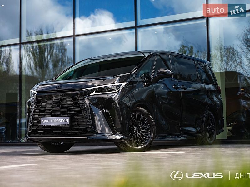 Легковые Lexus LM