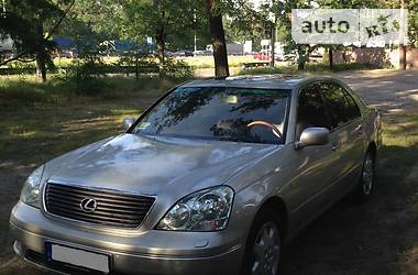 Lexus LS  2003