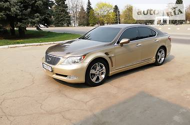 Lexus LS  2006