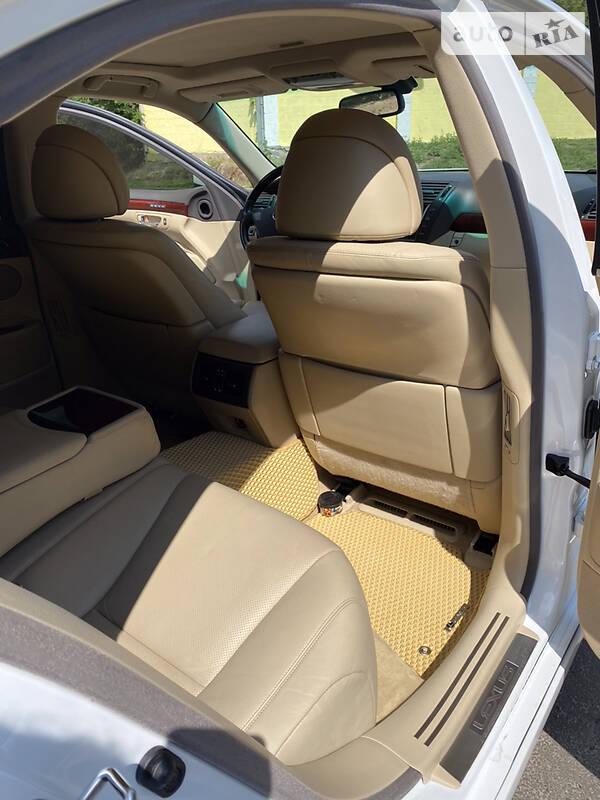 Седан Lexus LS 2009 в Кропивницком