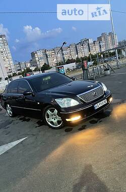 Lexus LS  2005