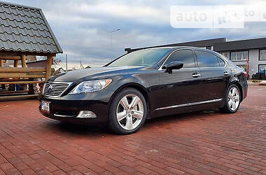 Lexus LS  2008