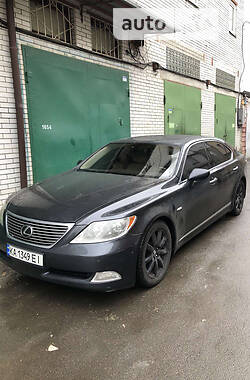 Lexus LS  2007