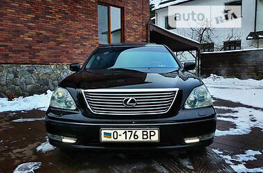 Lexus LS  2004