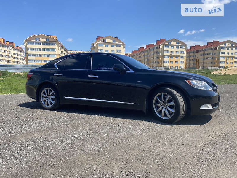Седан Lexus LS 2008 в Киеве фото 3 Седан Lexus LS 2008 в Киеве
