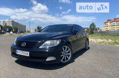 Lexus LS  2008