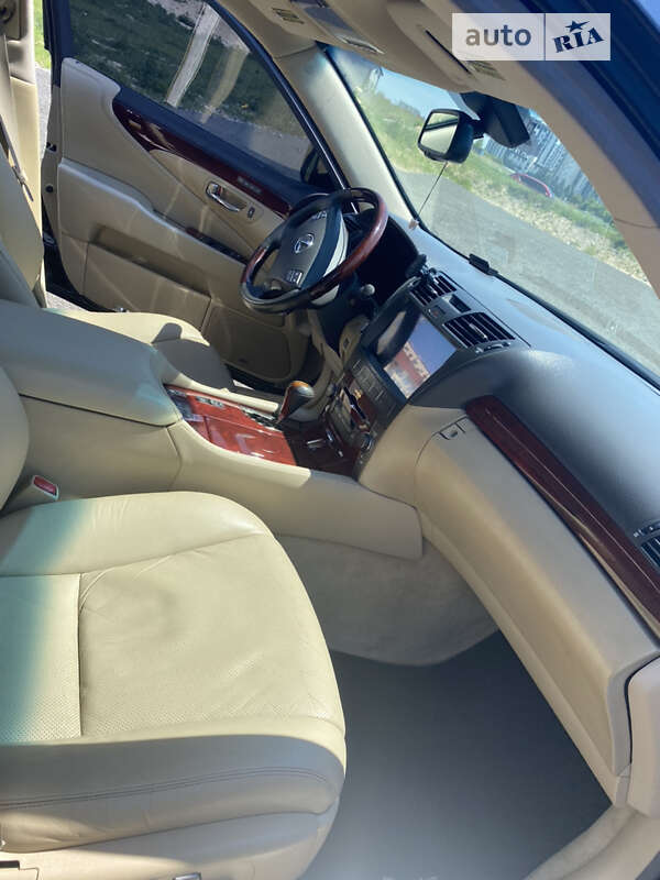 Седан Lexus LS 2008 в Киеве фото 13 Седан Lexus LS 2008 в Киеве