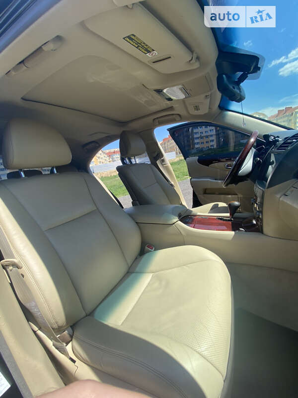 Седан Lexus LS 2008 в Киеве фото 15 Седан Lexus LS 2008 в Киеве