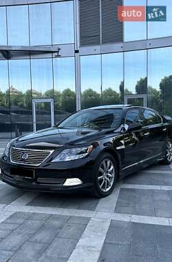 Lexus LS  2008