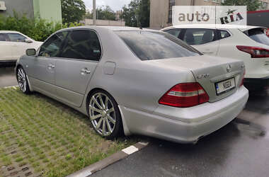 Lexus LS  2003