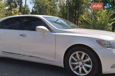 Lexus LS  2007