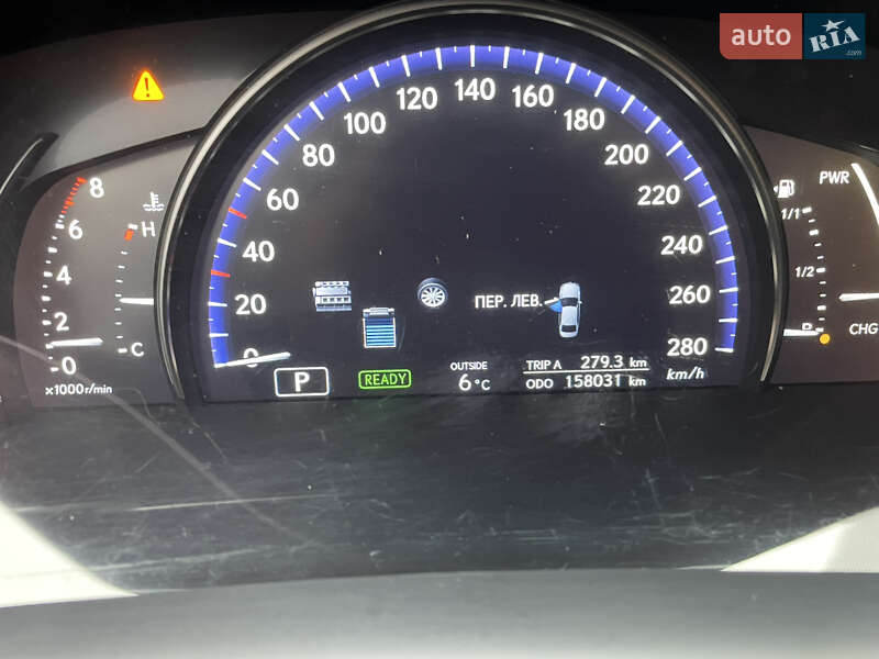 Седан Lexus LS 2012 в Дніпрі
