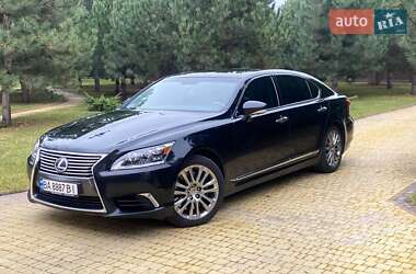 Седан Lexus LS 2013 в Кременчуге Седан Lexus LS 2013 в Кременчуге