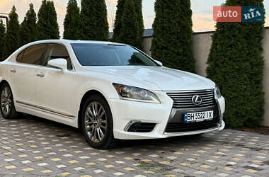 Lexus LS  2013