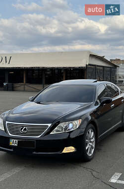 Lexus LS  2007
