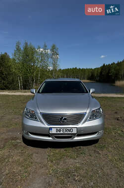 Lexus LS  2007