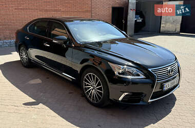 Lexus LS  2013