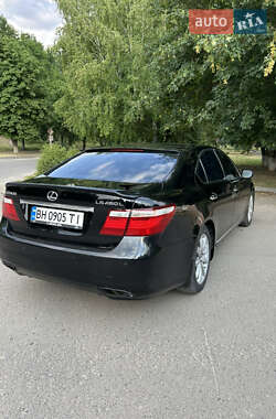 Lexus LS  2007