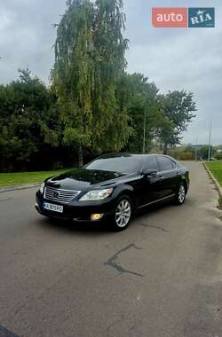 Lexus LS  2011