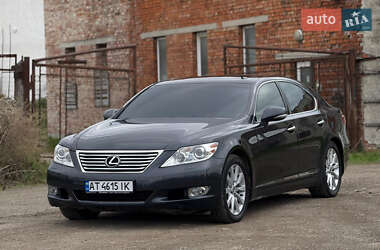 Lexus LS 2011