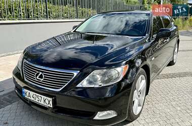 Lexus LS  2009