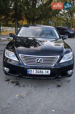 Lexus LS 2011