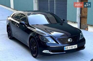 Lexus LS  2007