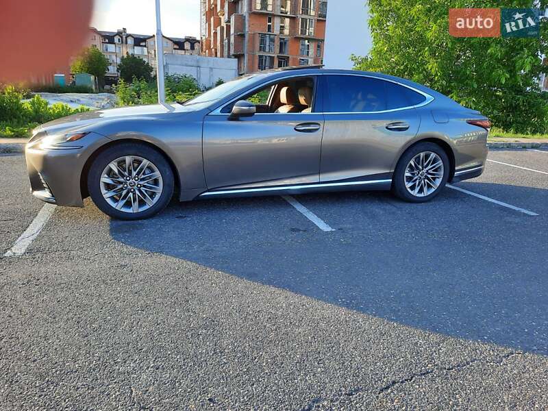 Седан Lexus LS 2019 в Броварах