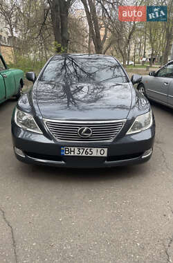 Lexus LS  2007