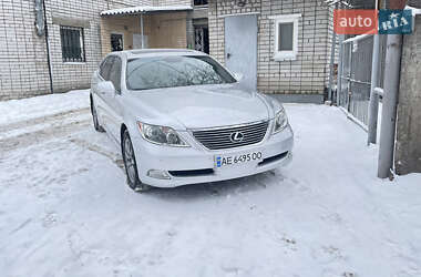 Lexus LS  2008
