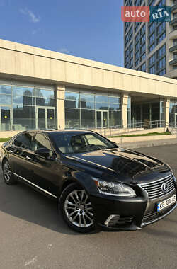 Lexus LS 2013