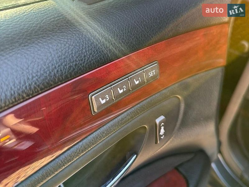 Седан Lexus LS 2008 в Киеве фото 13 Седан Lexus LS 2008 в Киеве