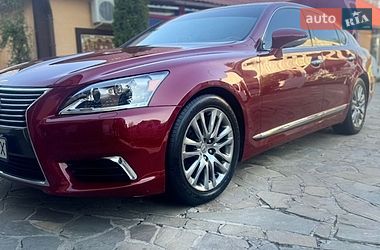 Lexus LS  2013