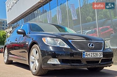 Lexus LS  2007