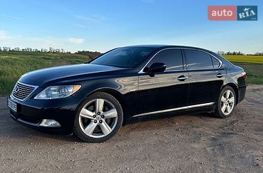 Lexus LS  2007
