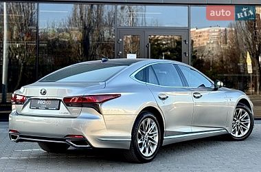 Седан Lexus LS 2020 в Киеве