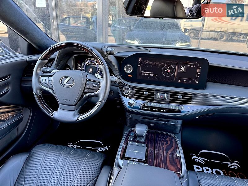 Седан Lexus LS 2020 в Киеве
