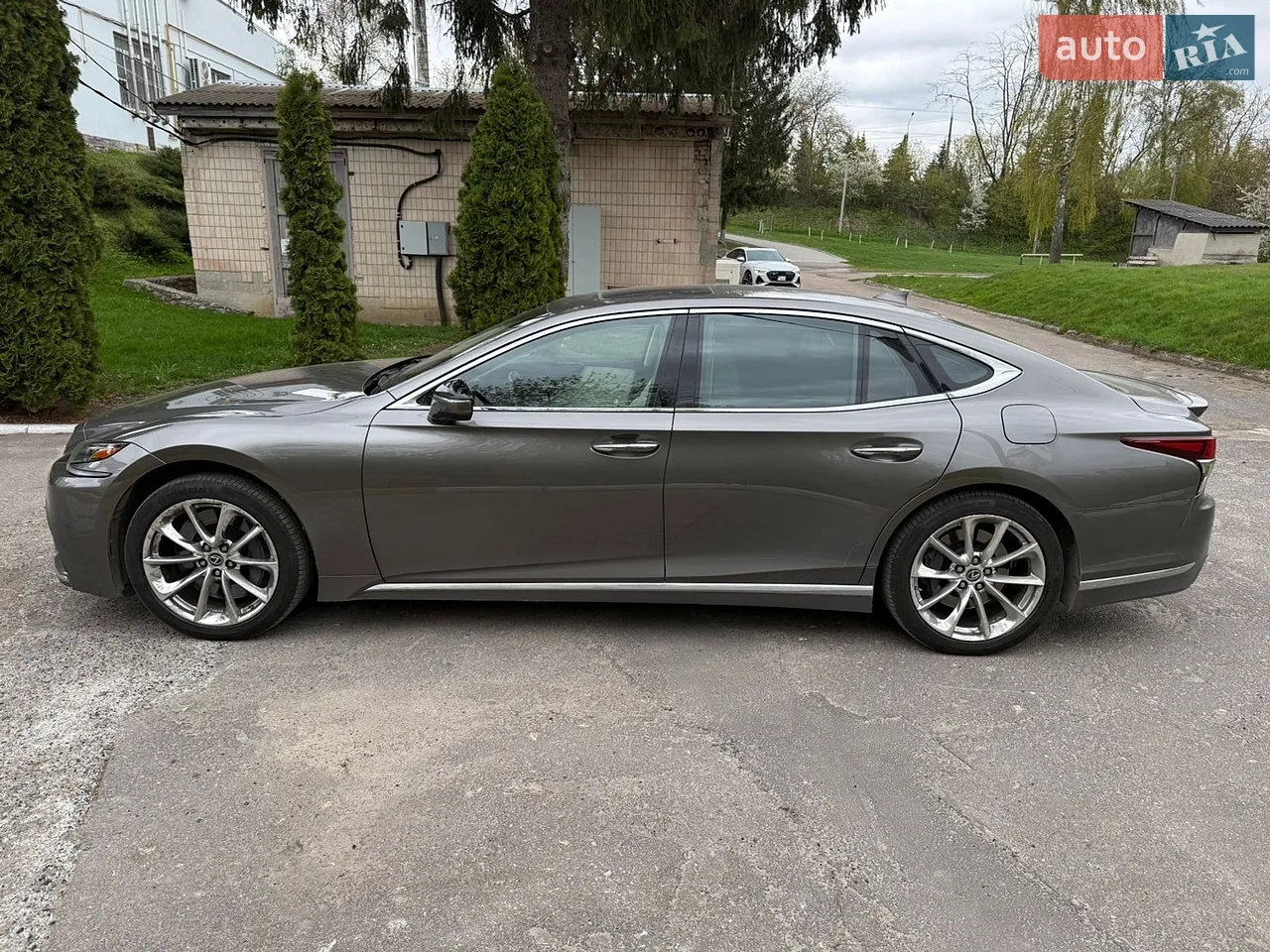 2018 Lexus LS - мініатюра 3