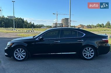 Седан Lexus LS 2007 в Львове