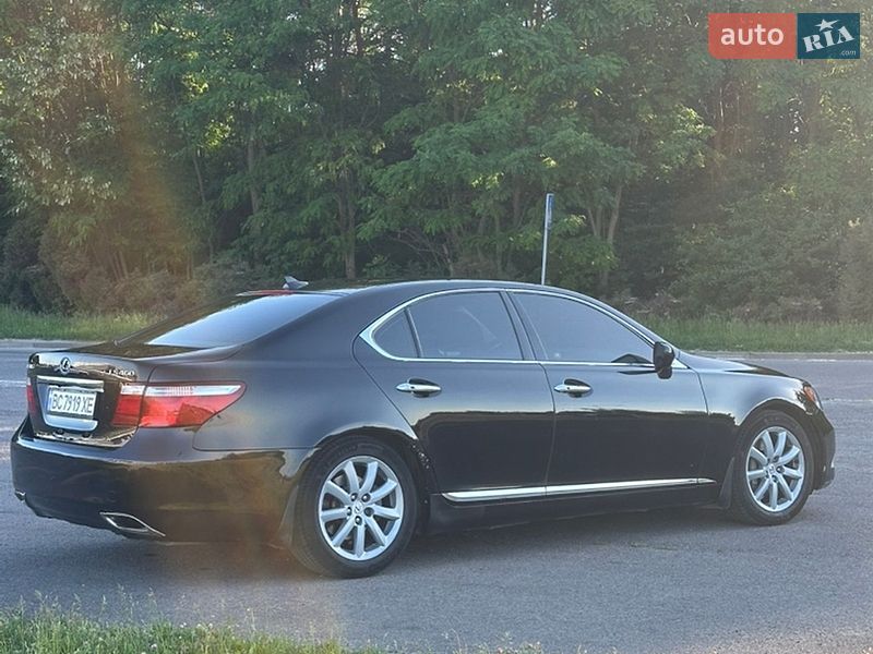 Седан Lexus LS 2007 в Львове