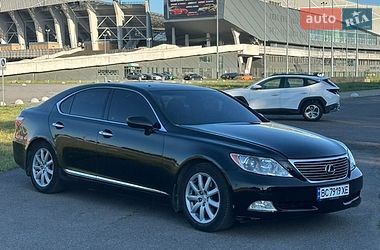 Седан Lexus LS 2007 в Львове
