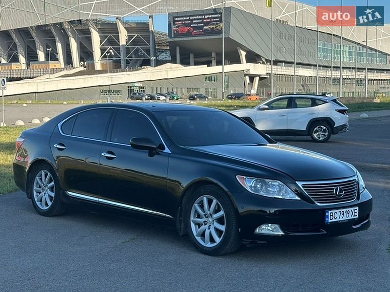 Седан Lexus LS 2007 в Львове