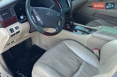Седан Lexus LS 2007 в Львове