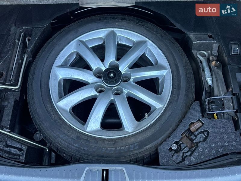 Седан Lexus LS 2007 в Львове