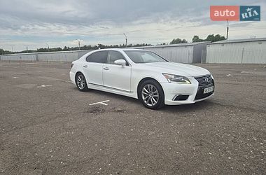 Lexus LS  2013