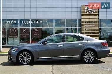 Седан Lexus LS 2017 в Киеве