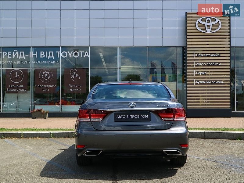 Седан Lexus LS 2017 в Киеве
