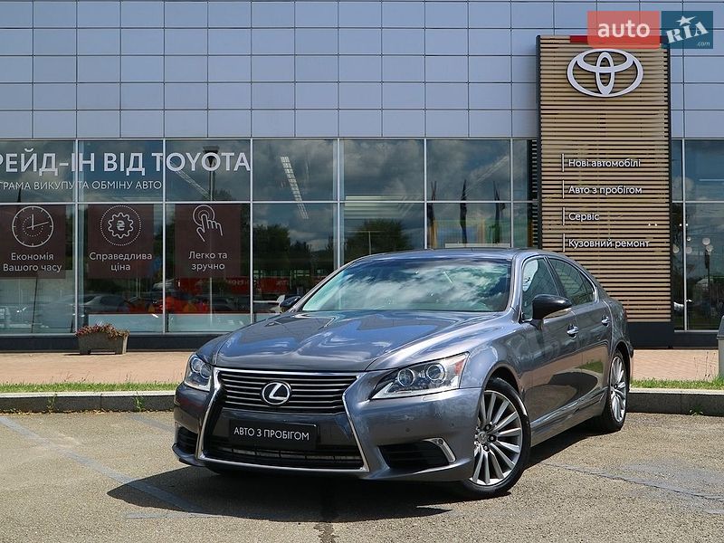 Седан Lexus LS 2017 в Киеве