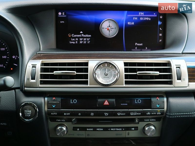 Седан Lexus LS 2017 в Киеве