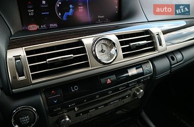 Седан Lexus LS 2017 в Киеве